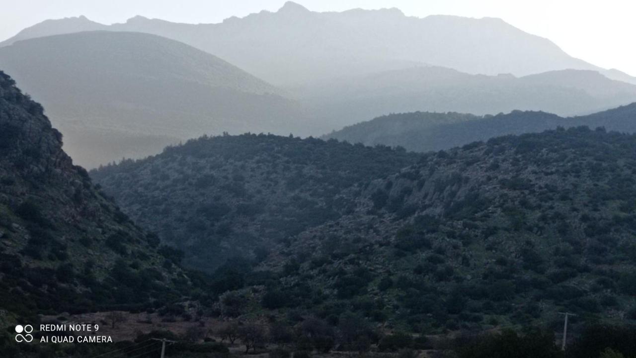 Maison D'Hotes Ait Bou Izryane Timoulilt Exterior foto
